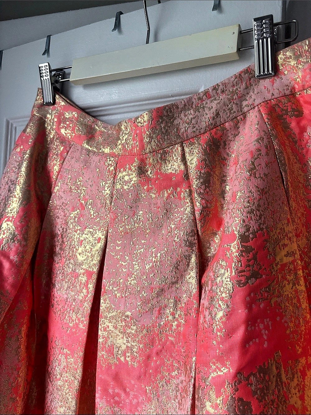 Anthropologie Brocade A-Line Skirt in Pink & Gold Size 6 Like New - Picture 4 of 8